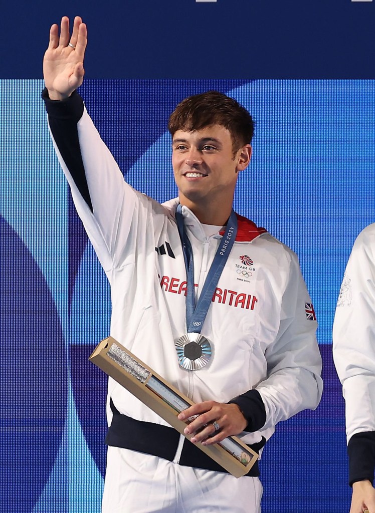 Tom Daley with his silver medal in Paris