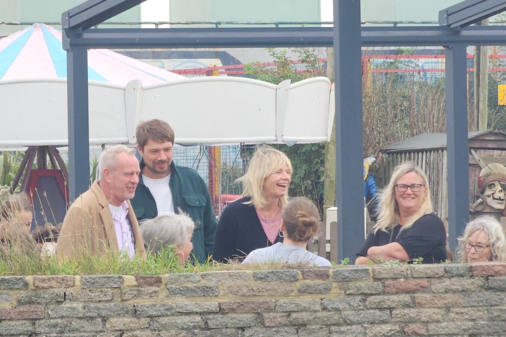 Zoe Ball spotted with a group of people including ex-husband at a café in Hove 