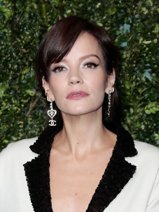 Lily Allen with brunette hair